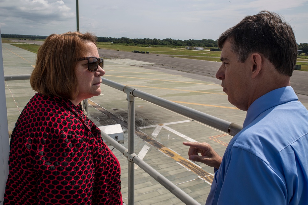 Assistant deputy commandant programs, resources fiscal director tours II MEF facilities