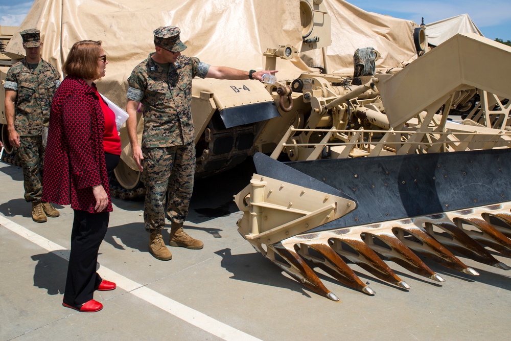 Assistant deputy commandant programs, resources fiscal director tours II MEF facilities