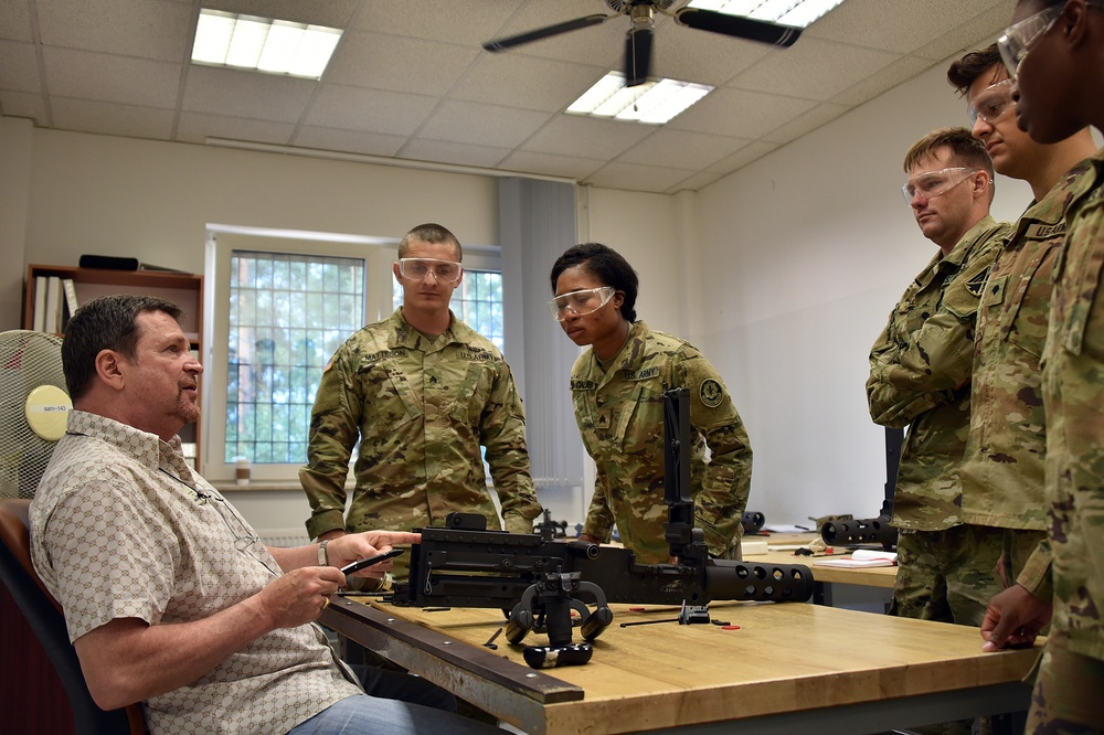 Combined Arms Training Center conduct a M2A1 Machine Gun maintenance course