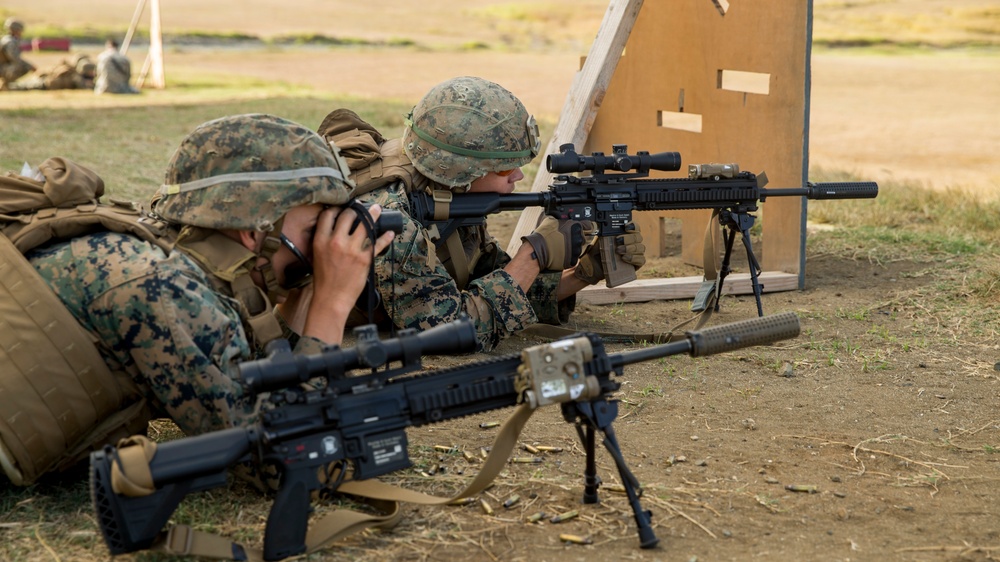 Americas's Battalion fire the M27 IAR and M28 DMR