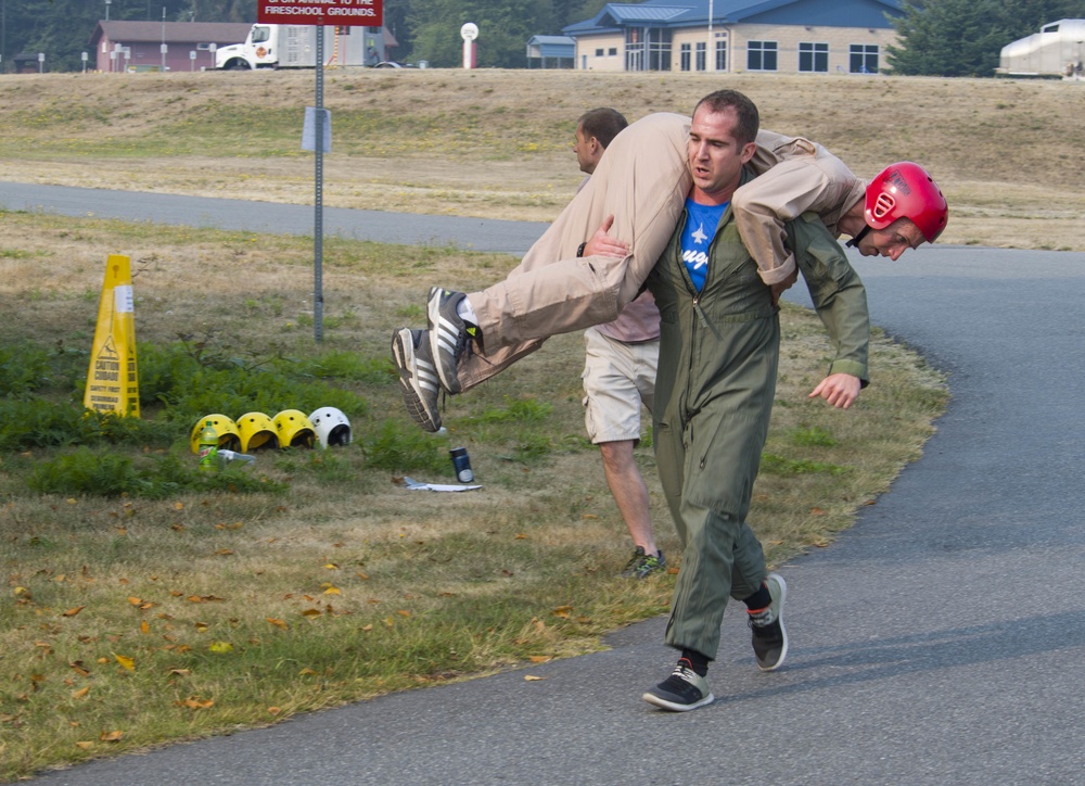 COMVAQWINGPAC Holds Growler Week Knife Run