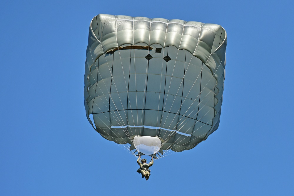 Airborne Operation,22 August, 2018, Pordenone, Italy