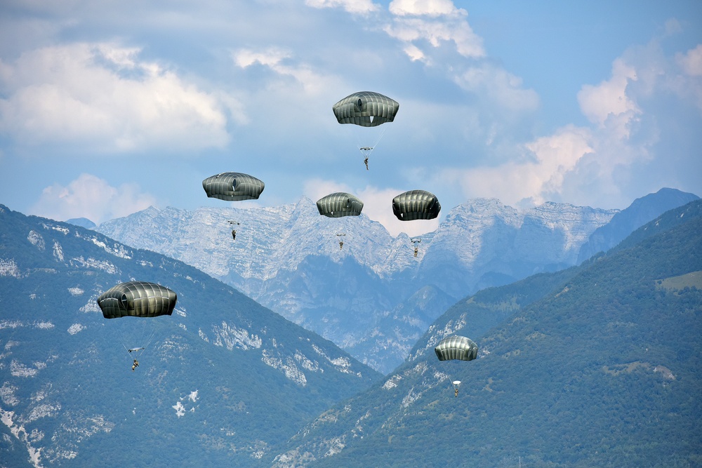 Airborne Operation,22 August, 2018, Pordenone, Italy