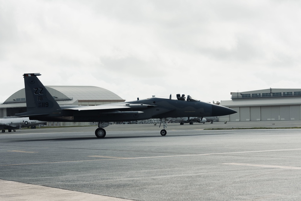 Reservists at the Ready: 927th 927th Air Refueling Wing augments Team Kadena