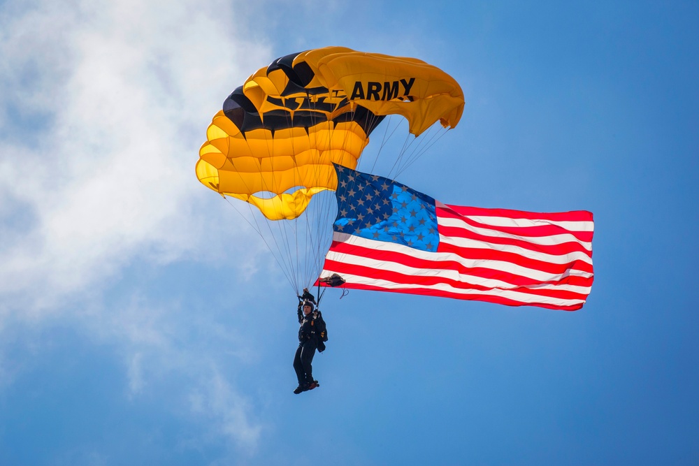 Golden Knights perform at Atlantic City Air Show