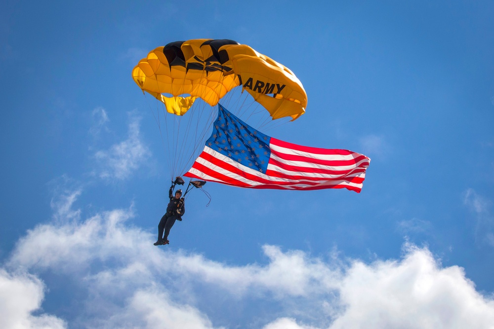 Golden Knights perform at Atlantic City Air Show