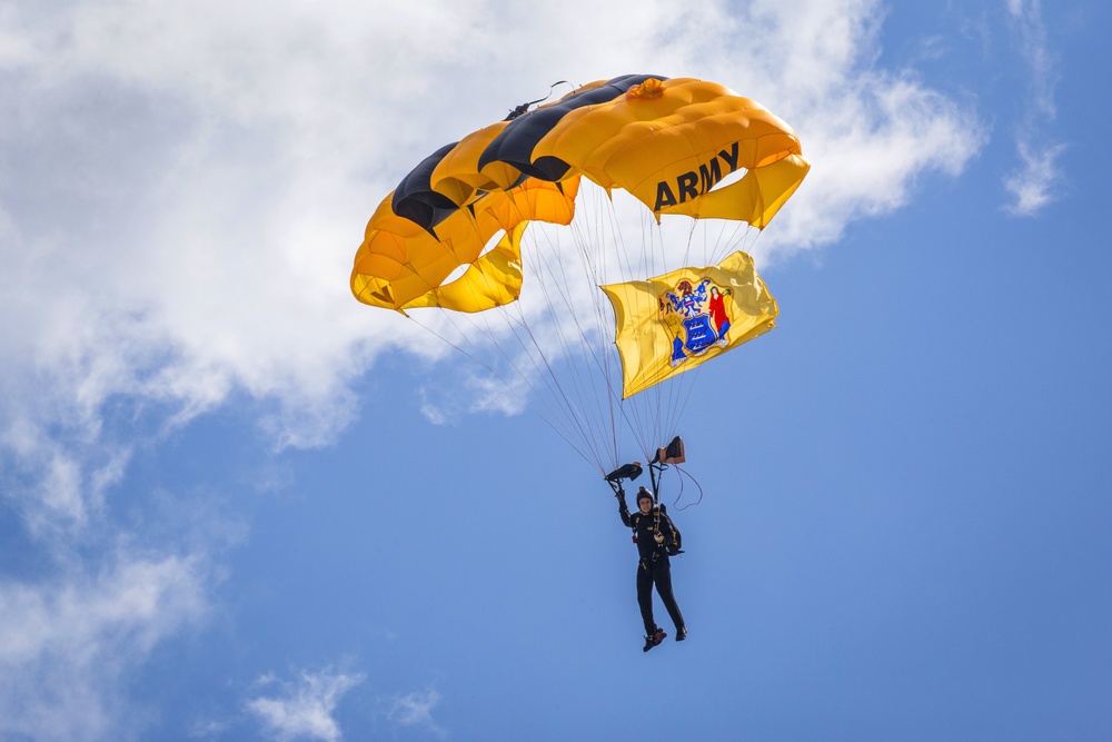 Golden Knights perform at Atlantic City Air Show