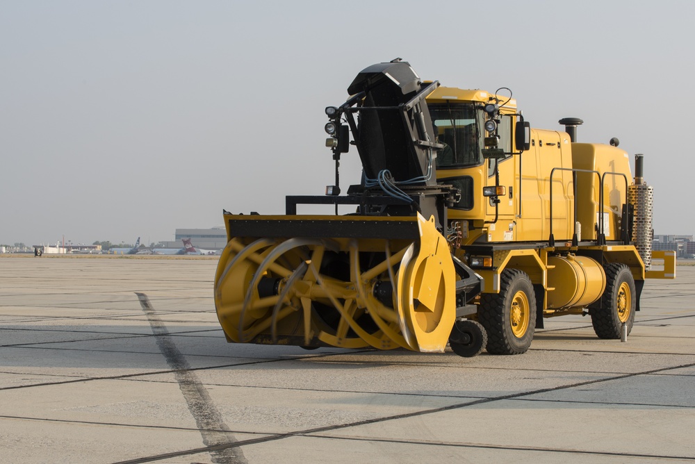 124th Civil Engineer Squadron conducts heavy equipment training