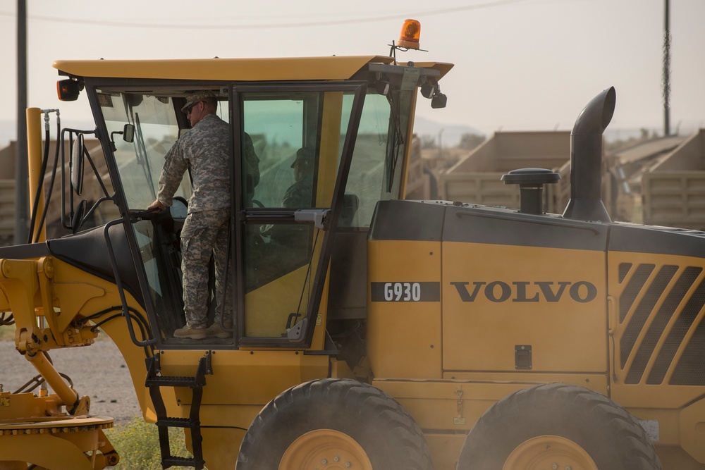 124th Civil Engineer Squadron conducts heavy equipment training