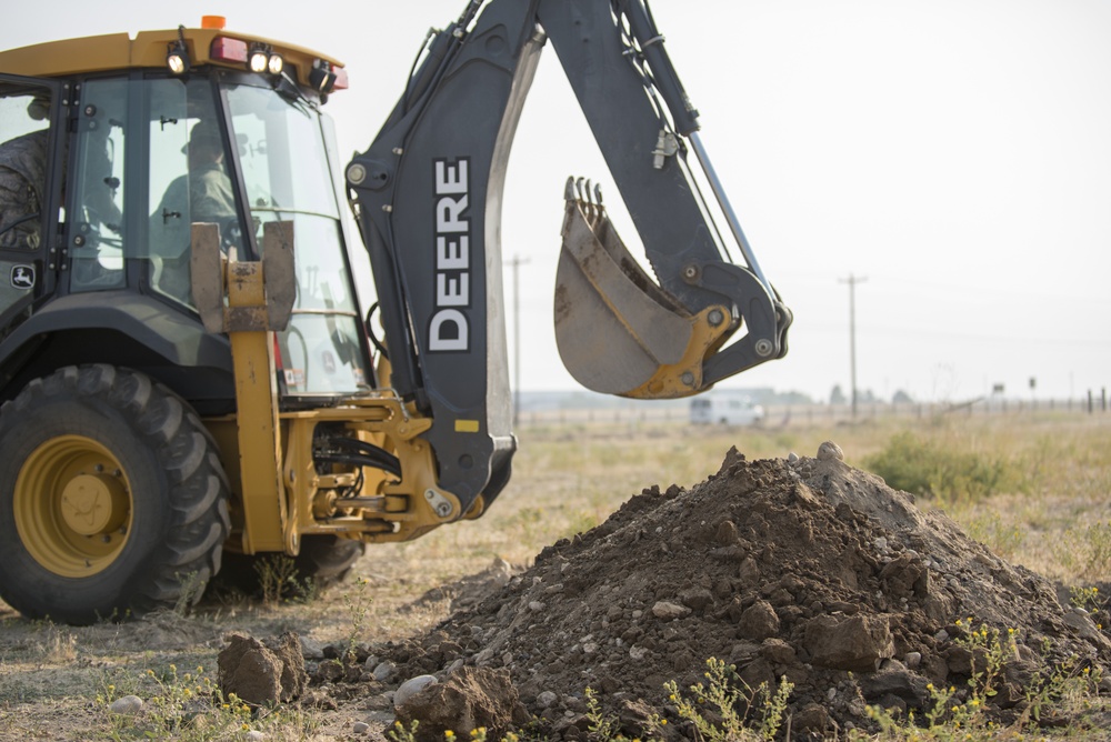 124th Civil Engineer Squadron conducts heavy equipment training