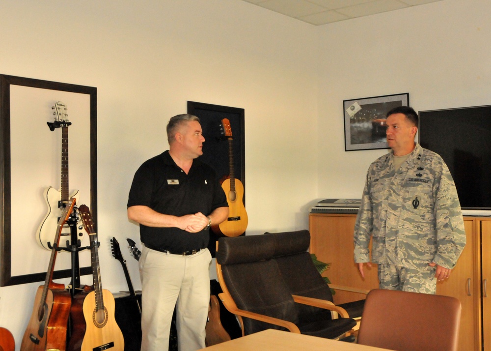 Massachusetts National Guard Adjutant General Visits Landstuhl Hospital