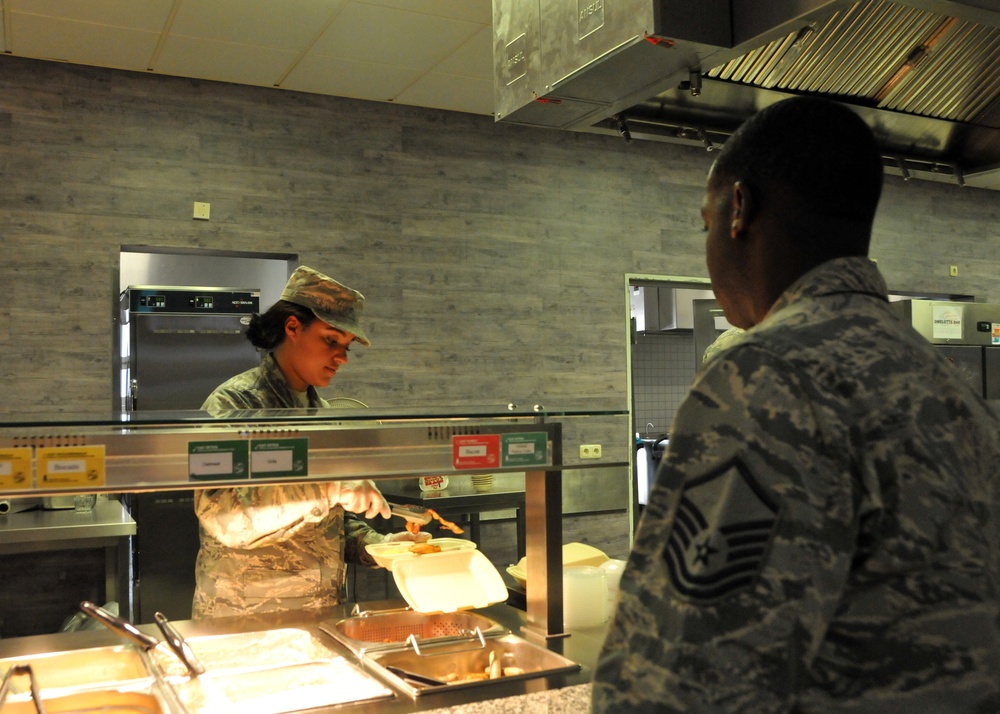 Massachusetts National Guard Adjutant General Visits 104th Fighter Wing Airmen at Spangdahlem Air Base