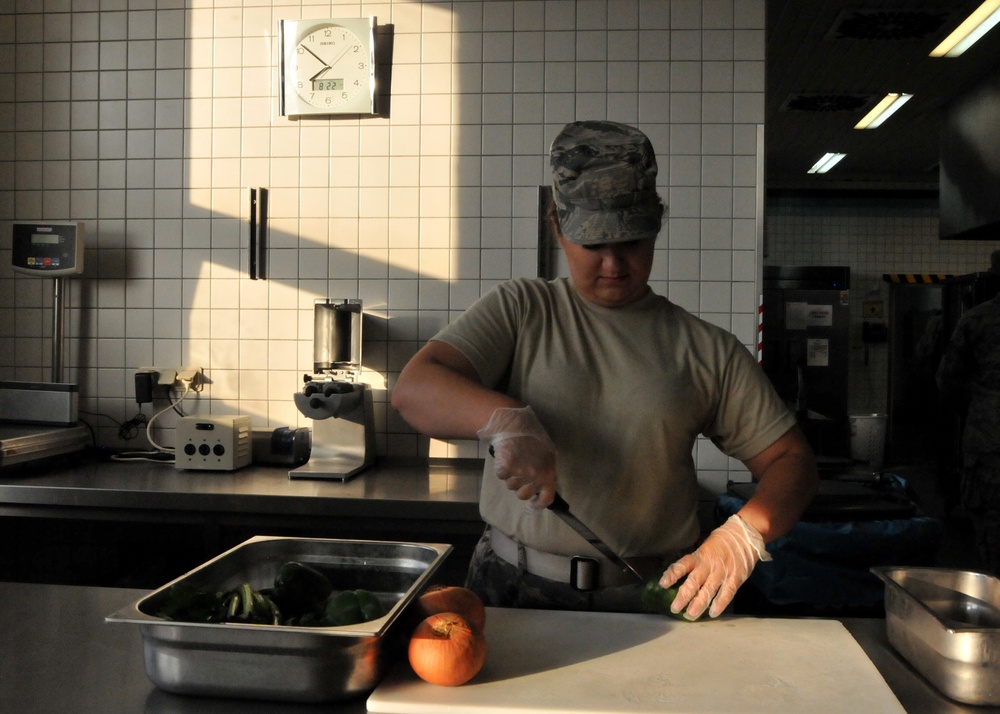 Massachusetts National Guard Adjutant General Visits 104th Fighter Wing Airmen at Spangdahlem Air Base