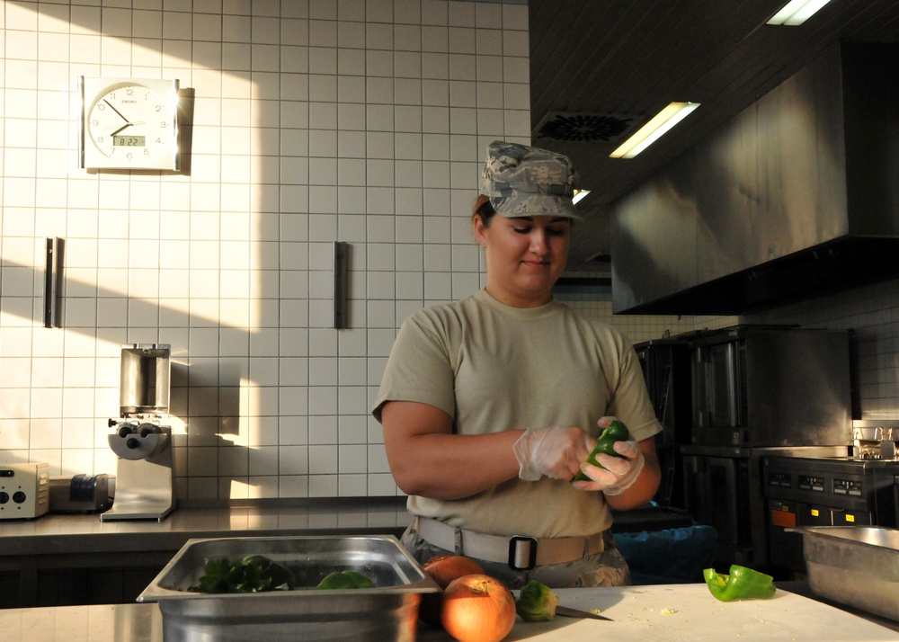 Massachusetts National Guard Adjutant General Visits 104th Fighter Wing Airmen at Spangdahlem Air Base