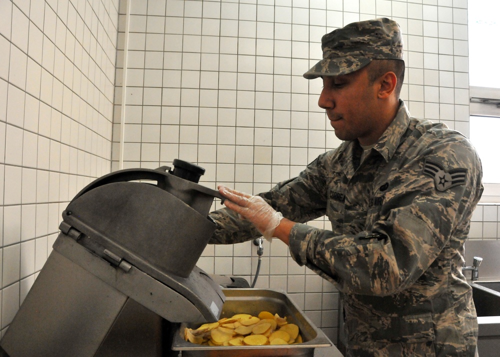 Massachusetts National Guard Adjutant General Visits 104th Fighter Wing Airmen at Spangdahlem Air Base