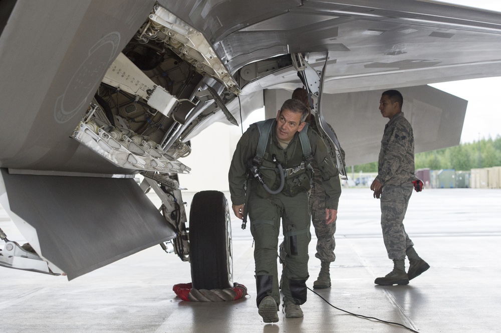 Lt. Gen. Ken Wilsbach Fini-flight