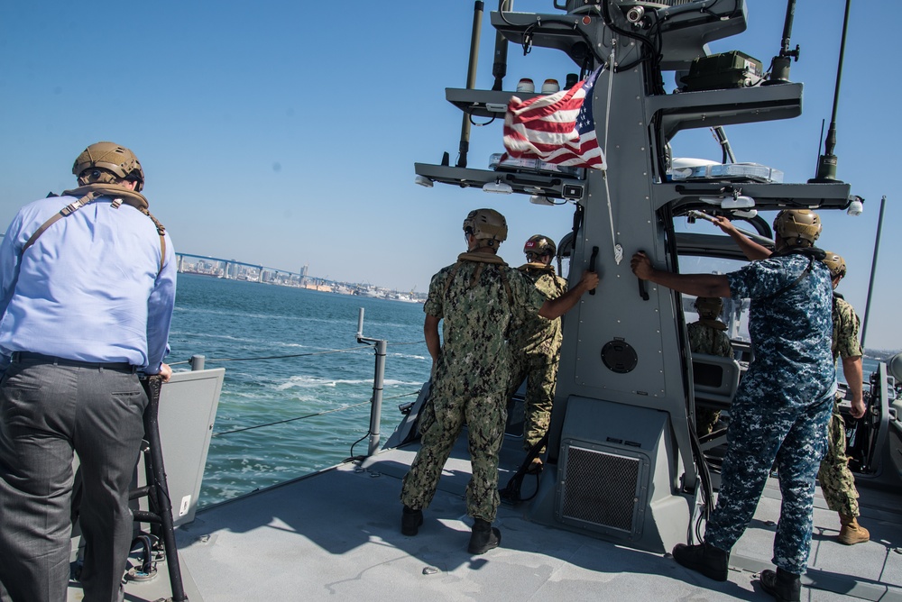 CRG 1’s Mark VI Patrol Boat Participates During the 2Oth Annual Surface Navy Association (SNA) Westcoast Symposium