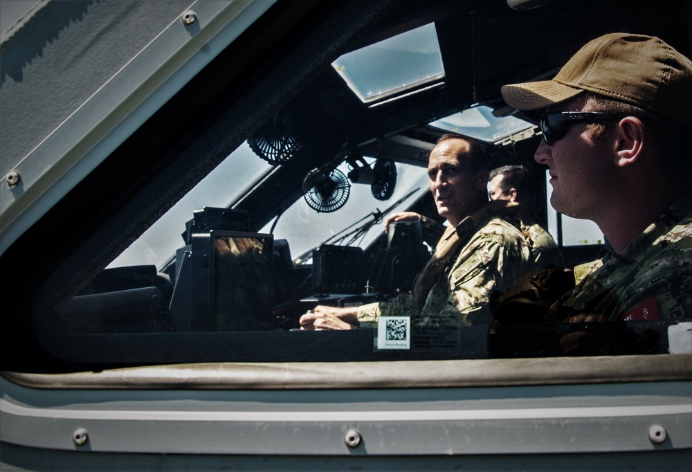 CRG 1’s Mark VI Patrol Boat Participates During the 2Oth Annual Surface Navy Association (SNA) Westcoast Symposium