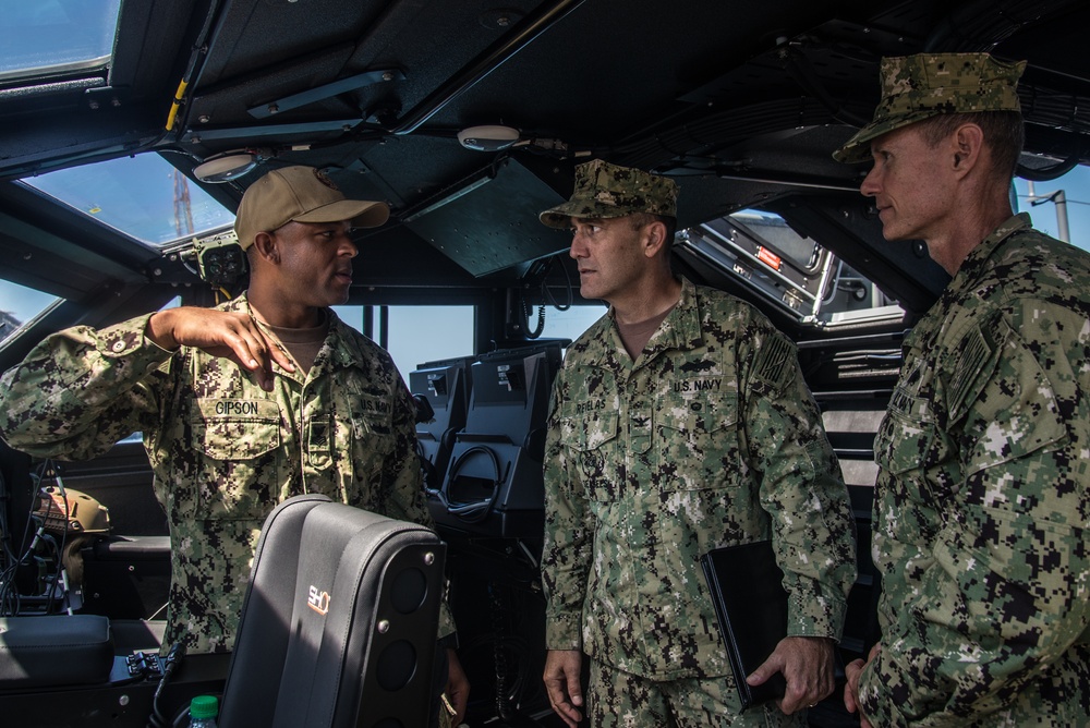 CRG 1’s Mark VI Patrol Boat Participates During the 2Oth Annual Surface Navy Association (SNA) Westcoast Symposium