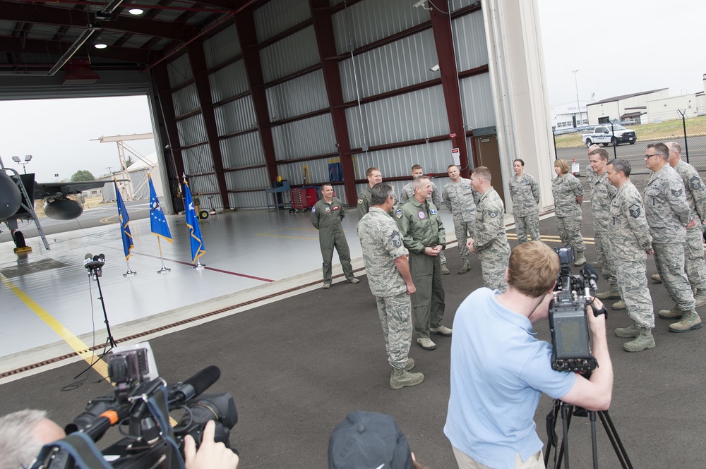 142nd Fighter Wing Alert Airmen Congratulated for Quick Response