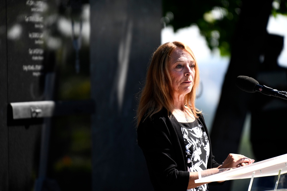 MOH family and guests attend Tech. Sgt. John Chapman's name unvieling at the Air Force Memorial