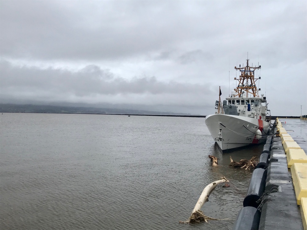 Coast Guard responds to Hurricane Lane