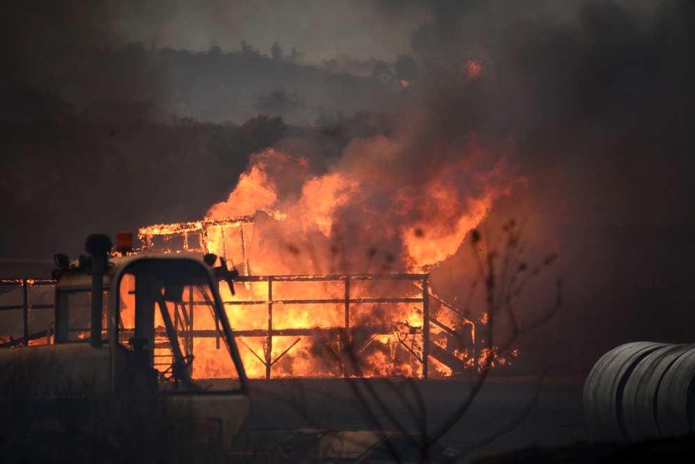 Fires breakout on Maui