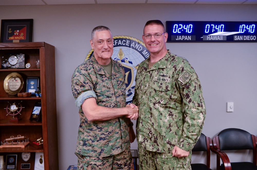 Director Expeditionary Warfare Visits Naval Surface and Mine Warfighting Development Center