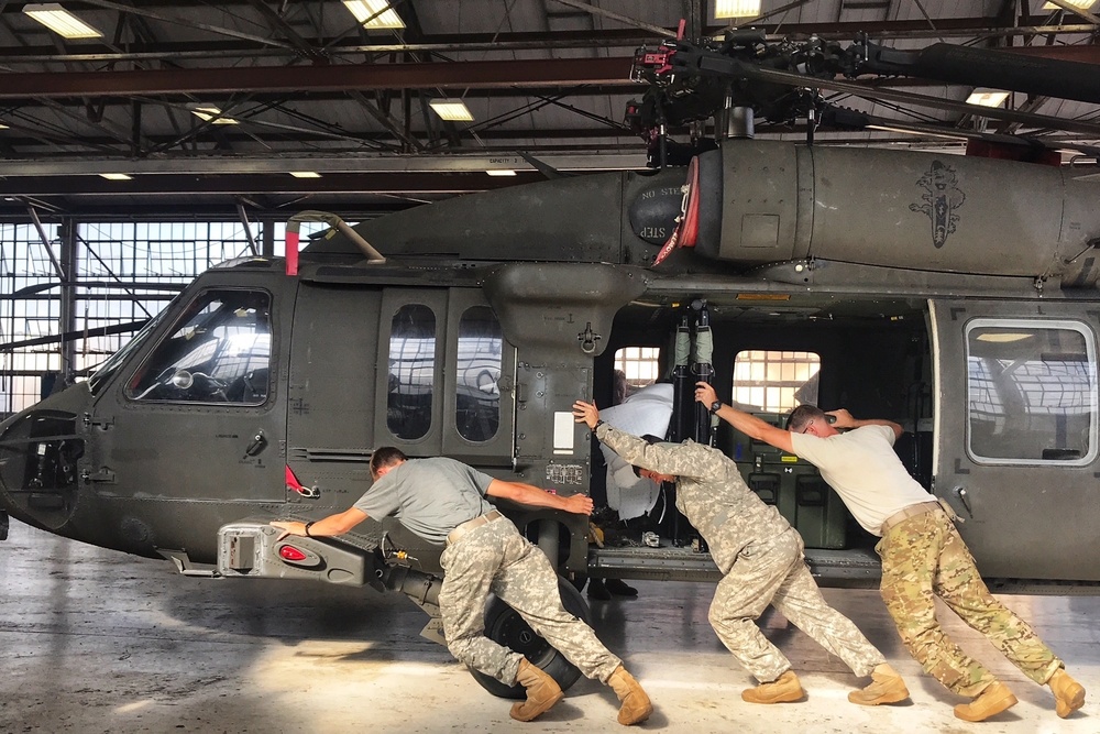 25th ID prepares for Hurricane Lane