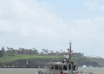 Coast Guard Station Kauai conducts port assessment in Nawiliwili Harbor
