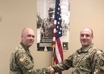 U.S. Army Reserve NCOs Re-up Service for the Long Haul