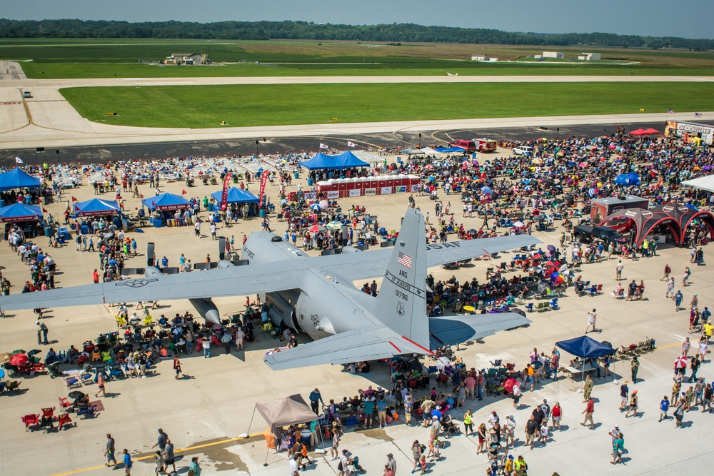 The skies come alive for Sound of Speed