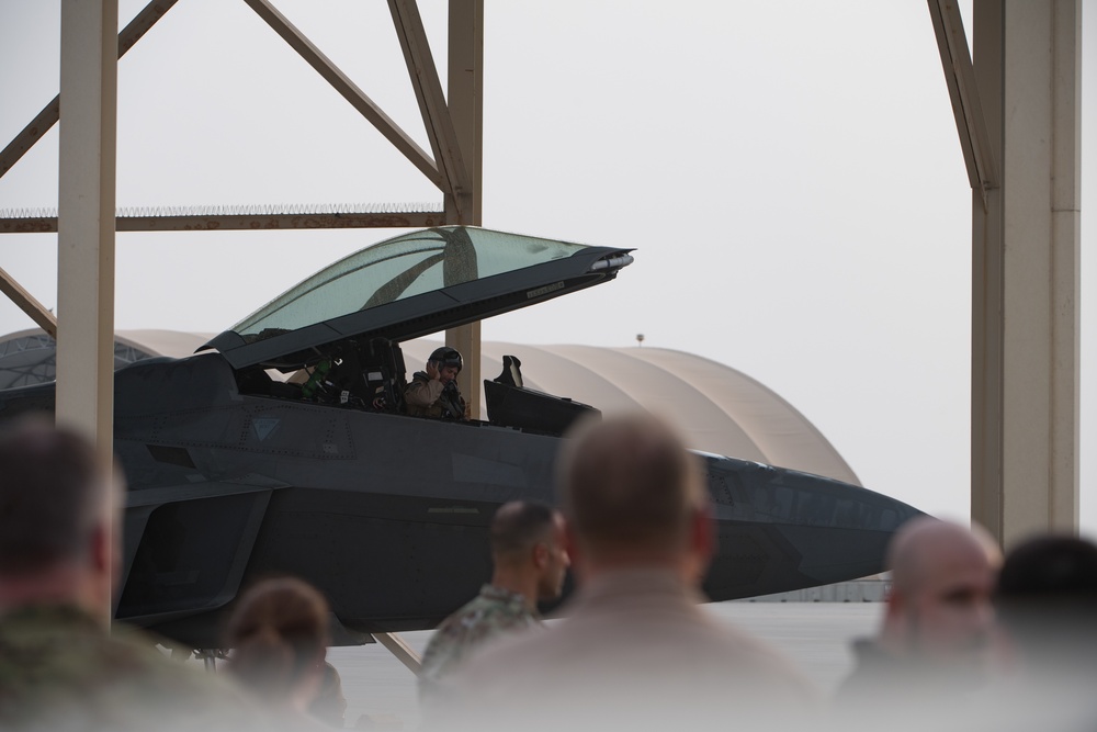 Lt. Gen. Jeffrey Harrigian celebrates final flight in F-22.