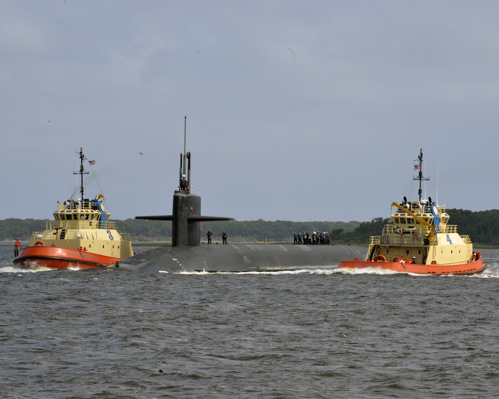 USS West Virginia Return to Homeport