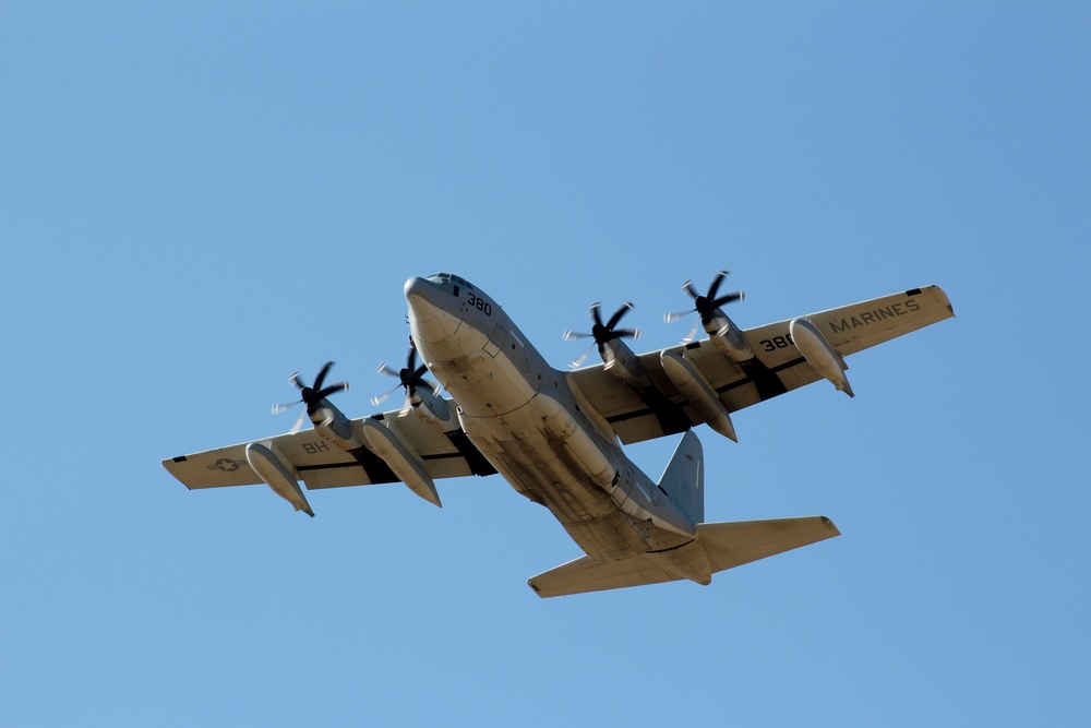 SPMAGTF-CR-AF Marines conduct JPADS exercise