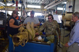 1st TSC Commanding General Visits Red River Army Depot