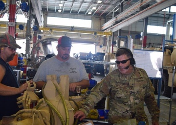 1st TSC Commanding General Visits Red River Army Depot