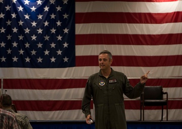 New wing commander addresses Vance Airmen