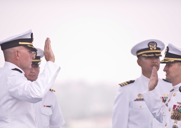 USS Hampton welcomes new commanding officer