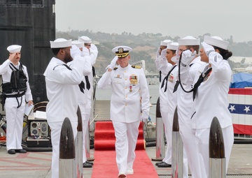 USS Hampton welcomes new commanding officer