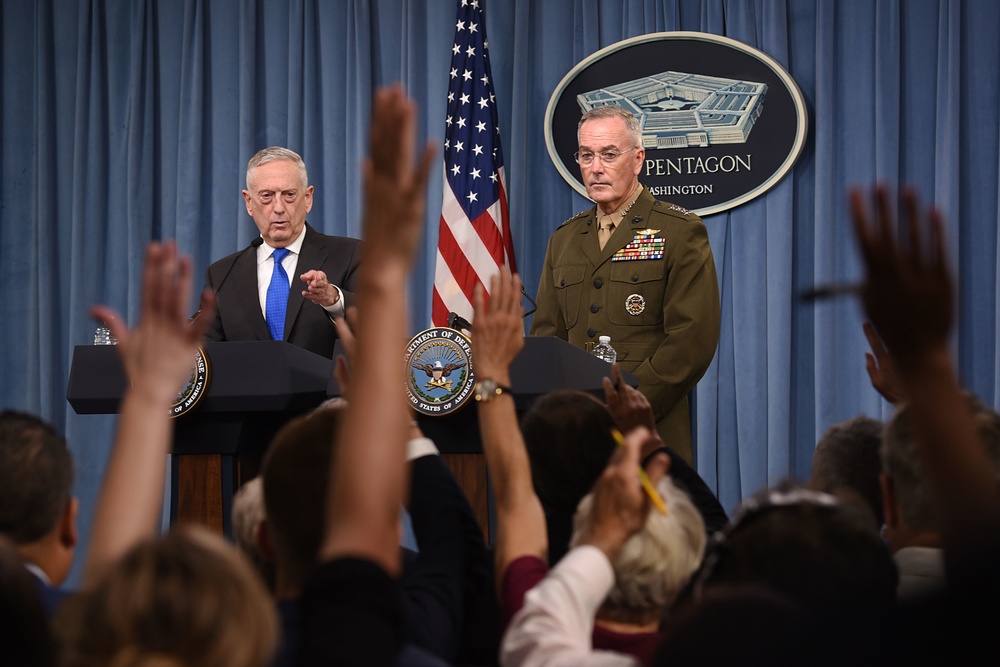 Defense Secretary, Chairman Brief Pentagon Reporters