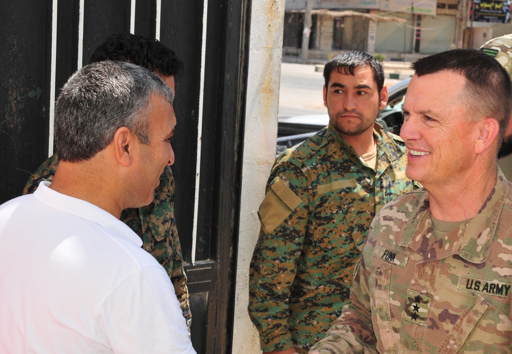 Lt. Gen. Funk visits former ISIS courthouse