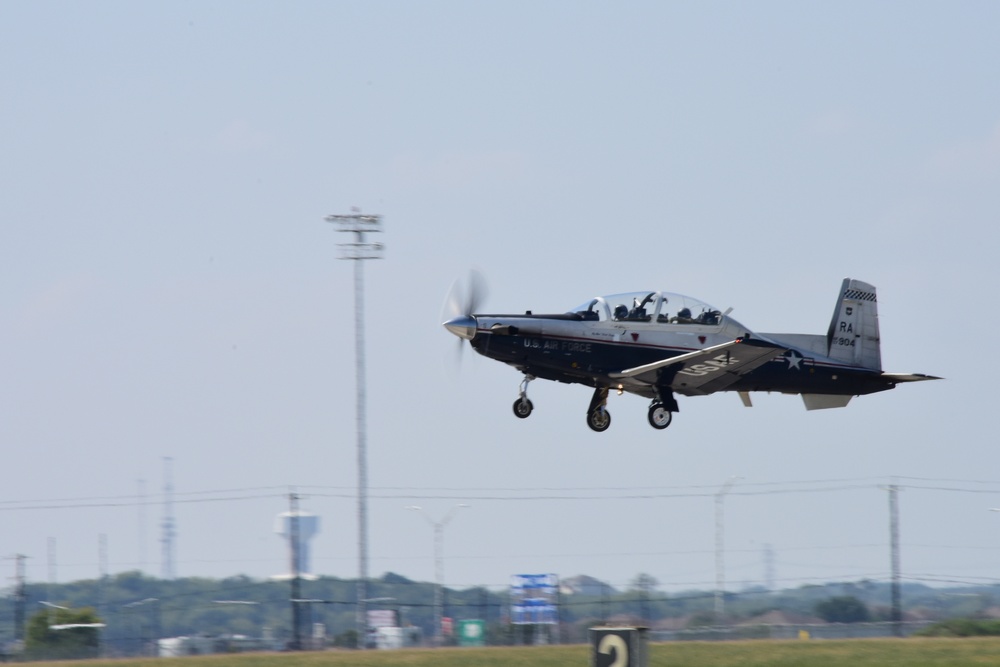 T-6A Texan II takes off