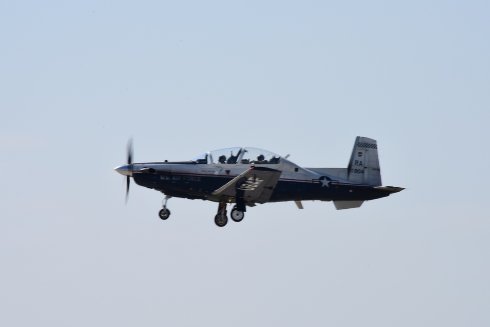 T-6A Texan II takes off