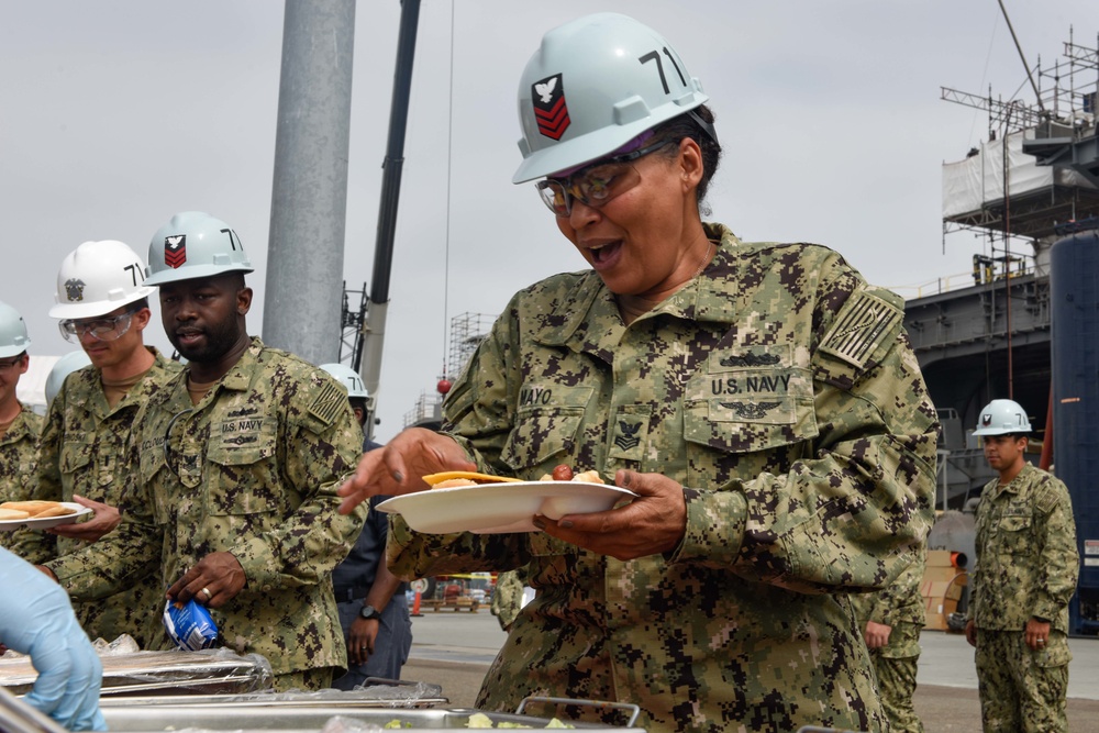 USS Theodore Roosevelt (CVN 71)