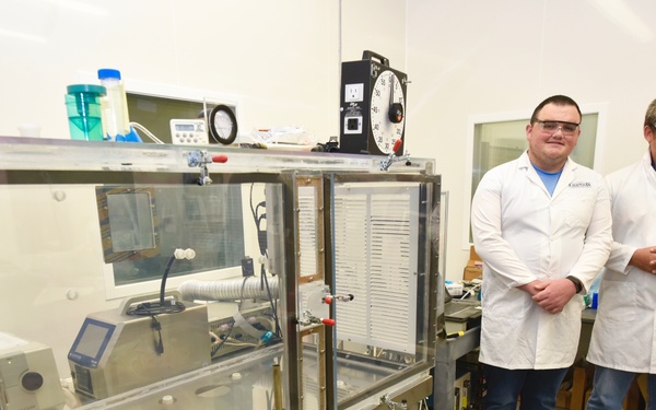 Science teachers work alongside Army researchers to hone laboratory skills