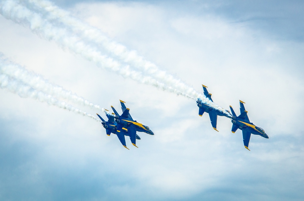 Navy Blue Angels fly over Sound of Speed