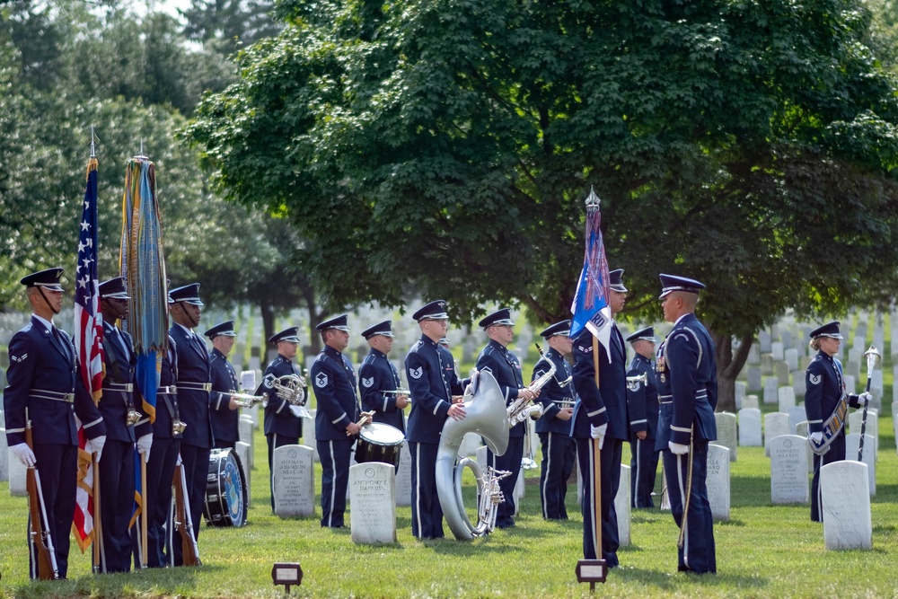 Floyd Carter Sr. honored by the 514th