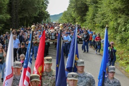 New Totem Pole on Prince of Wales Island honors Alaska’s veterans