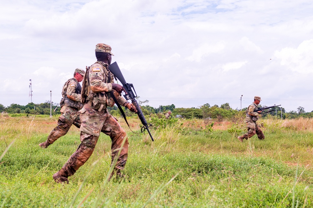 116th Cavalry Brigade Combat Team Soldiers conduct final live-fire exercise rehearsal in Thailand